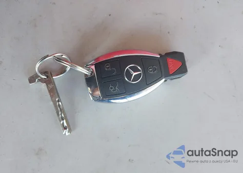 2017 Mercedes-Benz Glc 300 из США, поврежденный, VIN WDC0G4JB0HF129622